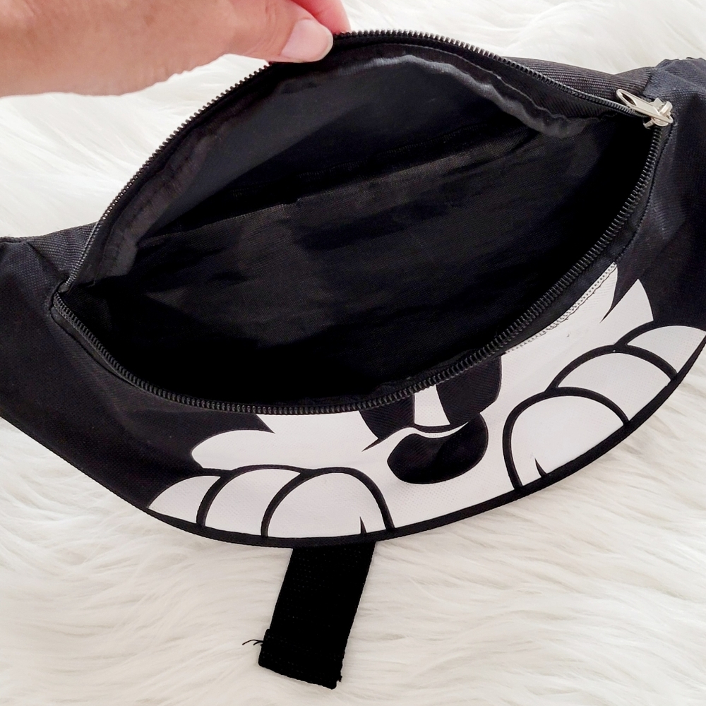 Mickey Mouse Waist Pack Face Disney Fanny Pack Belt Bag Unisex Black Hike Trip - Picture 4 of 6